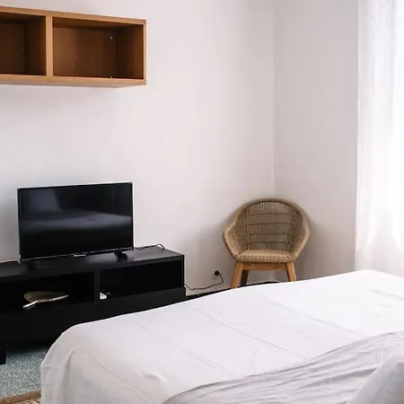 Apartment T3 Hyper Centre - Carles I